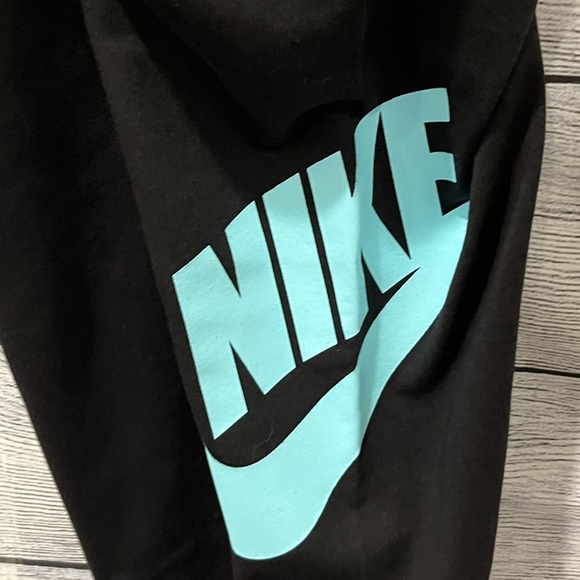 Plus Size Women's Essential High-Rise Leggings Black / Copa Blue 3X - Picture 4 of 10